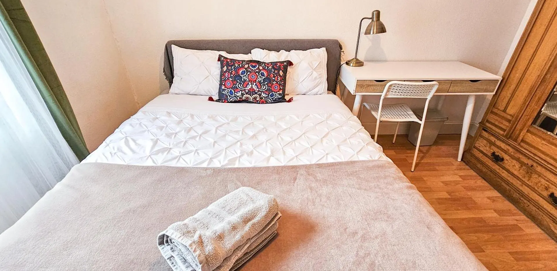 Harry Potter Styled 3-Bed Apartment - Edinburgh